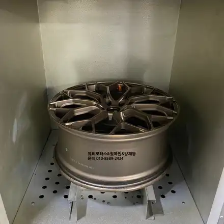 람보르기니 우라칸 20인치 브론즈골드 휠복원 휠도색 [고속터미널휠복원] / 서울 서초 시공 사진