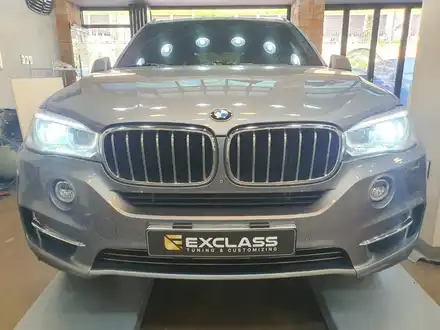 BMW X5 F15 브라보 HID LED 전조등 헤드라이트 광량업그레이트 밝은 시야로 안전운전 하세요. 자동차 튜닝전문점 경남 김해 / 경남 김해 시공 사진