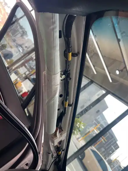 울산 블랙박스 제네시스 GV70 뷰게라 Q100V 장착-버텍스 울산 송정점- / 울산 화봉동 시공 사진