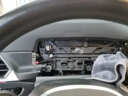 BMW G26 i4 실내 엠비언트 라이트 확장 튜닝해보기! 기어 패널, 컵홀더, 계기판 하단도 이제는 화사하게, [울산 핏먼트] / 울산 남구 시공 사진