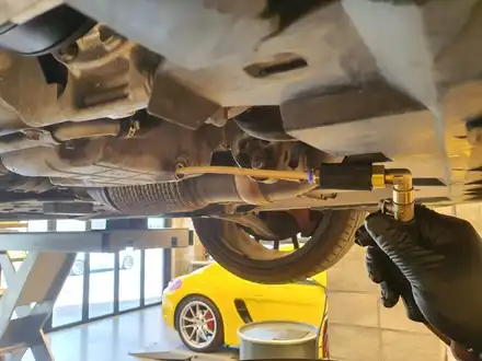 [덱스크루 울산남구점]벤츠 C117 CLA45AMG 합성유 엔진오일 루프로맥스 이글5000 5W30, 에어컨 필터 교체 시공 사진