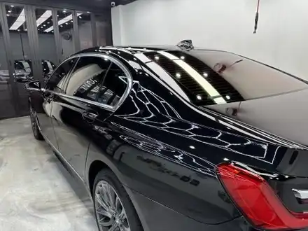 청라광택 BMW 740LI 정밀광택으로 깨끗하게 / 인천 서구 시공 사진