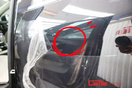 볼보 XC40 뒷문긁힘 마법처럼 사라진 PPF 재시공 / 동대문,광진구,중랑구 시공 사진