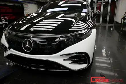 벤츠 EQS450 하단 투톤랩핑으로 사이버틱하게! / 동대문,광진구,중랑구 시공 사진