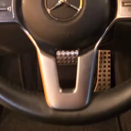굿커스텀 l 벤츠 C257 CLS400D 2018년식 카본 잠자리핸들 열선포함 풀장착 / 경기 안산 시공 사진