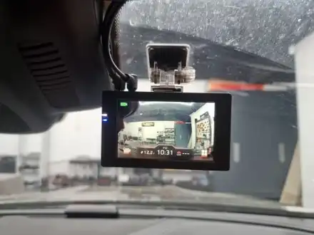 해운대 벤츠 GT43 amg 블랙박스 단숨에 방문주시고 순식간에 장착해버림 페라리 까지~ / 부산 연제구 시공 사진