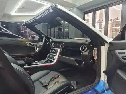 부딪히지 앙케, 내가 제일 잘 나가! 부산 벤츠 SLK 200 SLC 오픈카 후방카메라 하이패스 / 부산 연제구 시공 사진