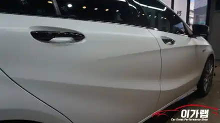 벤츠 A45AMG 4기통 탑! 전체랩핑 에이버리사틴화이트 & 라이트필름 / 김포, 파주, 인천 시공 사진