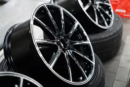벤츠 지바겐 G63AMG 브라부스 모노블록 Z 22인치 + 브라부스 정품 펜더 스티커 + AMG 정품 미러 레드 라인 스티커 장착 BRABUS ,AMG / 경기 성남 분당 시공 사진