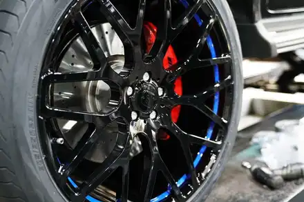 벤츠 지바겐 W463A G63AMG 브라부스 모노블럭 Y 23인치 커스텀 컬러 브라부스 블랙 티탄 가변 머플러 장착 BRABUS / 경기 성남 분당 시공 사진