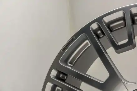 롤스로이스 레이스용 만소리 v6 rim 22인치 mansory / 경기 성남 분당 시공 사진
