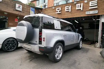 칸휠 신형 디펜더 110 칸 RS-2 23인치 275-40-23 피렐리 타이어 KAHN DESIGN / 경기 성남 분당 시공 사진
