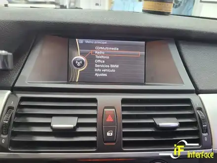 bmw x5 직수차량 후방카메라 장착으로 편하게 주차하세요 / 김해,양산,부산 시공 사진