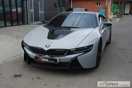 수원 랩핑 BMW I8 크레용 전체 시공 후 스크래치 발생으로 복구 진행! / 수원시 권선구 고색동 시공 사진