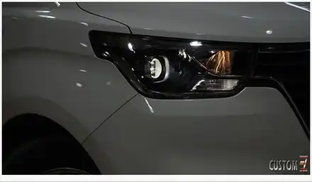 [자동차순정튜닝]스타렉스 합법 인증 LED 헤드라이트의 선명한 백색광으로 정확한 시야 확보!!(Feat. LED 데이라이트) / 경남 양산 시공 사진