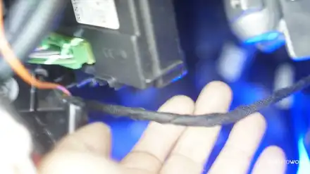 [자동차순정튜닝]QM6 LED도어스커프 및 오르간페달 인스톨 작업기 / 경남 양산 시공 사진