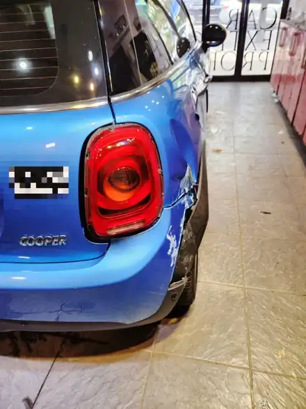수입차 수리 지바겐 g63 amg / 미니쿠퍼 접촉사고 자차 보험처리 판금도색 부분도색 / 포르쉐 파나메라 전체 ppf 필름 랩핑 / 서울 서대문구 시공 사진