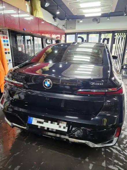 볼보 차량 찌그러진 문 수리 / bmw 740i 흠집 제거 전체 ppf 필름 시공 / 포르쉐 마칸s 접촉사고 자차 보험처리 유리막코팅 / 서울 서대문구 시공 사진