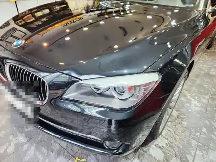 BMW 740I 자차수리 보험수리 범퍼 도장 헤드라이트 교체 차량 흠집제거 / 서대문구 마포구 강서구 / 서울 서대문 시공 사진