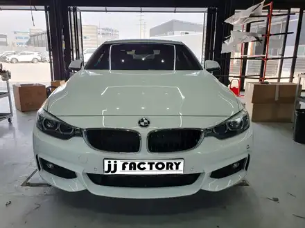 BMW F32 420i 사고 수리 겸 M4 바디킷 튜닝 가보자구~~ / 김포 양촌읍 시공 사진