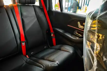 벤츠 GLS 400d AMG 레드로 안전벨트 교체 시공/경기도 하남 제이엘커스텀 / 벤츠 / GLS-클래스 / 하남 초이로 시공 사진