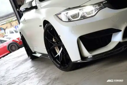 BMW M4 20인치 휠타이어 장착 / 경기 고양 일산서구 시공 사진