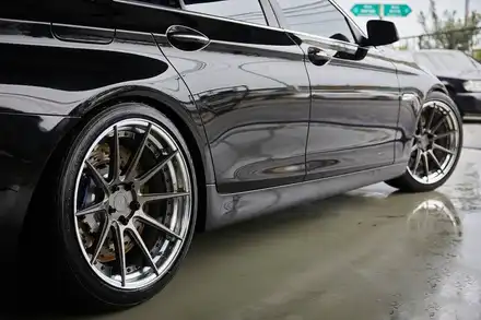 BMW F10 5시리즈 20인치휠 + M5 브레이크 시스템 / 경기 고양 일산서구 시공 사진
