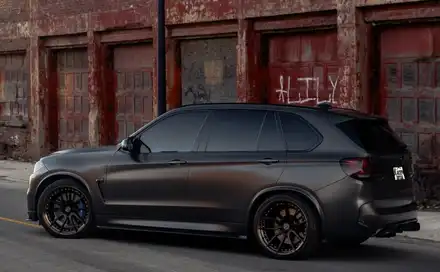 BMW X5M 22인치 휠타이어 장착 BMW F15바디 차량 / 경기 고양 일산서구 시공 사진