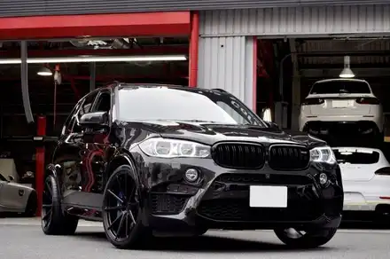 BMW X5M 22인치 휠타이어 장착 / 경기 고양 일산서구 시공 사진
