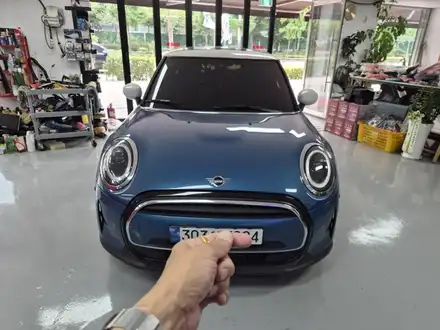 BMW 미니쿠퍼 F56 소모품 엔진마운트와 밋션마운트 교환으로 차량에 정숙성을 살려드렸습니다.~~~^^ / 서울 도봉구 시공 사진