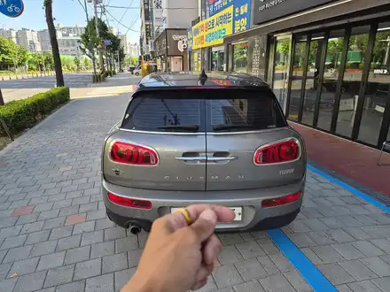BMW 미니쿠퍼 F55 f54 클럽맨 브레이크등결함 경고등수리와 함께 여름철 문제 에어컨 냄세에 원인 에바크리닝  시공으로 상쾌함과 살균소독으로 건강을 지켜 드렸습니다.~~~~^^ / 서울 도봉구 시공 사진