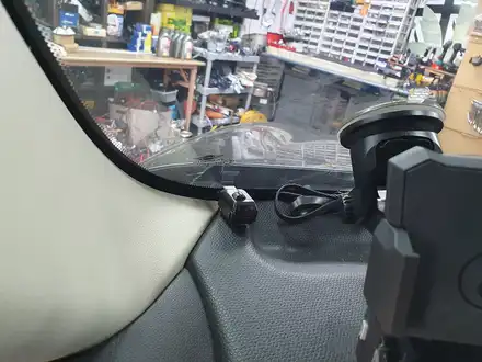 BMW 미니쿠퍼 R60 컨트리맨 편리한 오토라이트 모듈 장착으로 더이상 귀찮게 라이트 스위치를 돌리실 필요가 없습니다.~~~^^ / 서울 도봉구 시공 사진