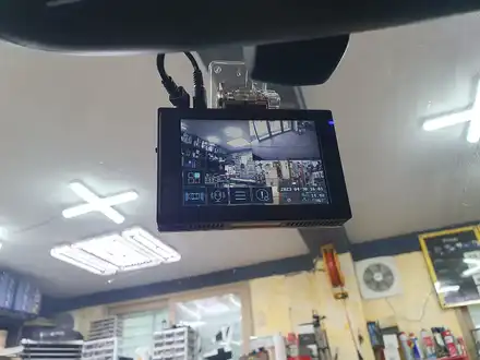 BMW 미니쿠퍼 R55 클럽맨 안전운전에 필수품 휘스토리표 와이드미러 장착과 가성비좋은 블랙박스 장착으로 안전하게 운행하세요~~~^^ / 서울 도봉구 시공 사진