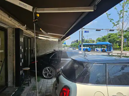 BMW 미니쿠퍼 F56 여름철 지긋지긋한 폭우철 트렁크 누수현상을 모두 말끔히 잡아 스트레스와 곰팡이 냄새에서 해방시켜 드렸습니다.~~~^^ / 서울 도봉구 시공 사진
