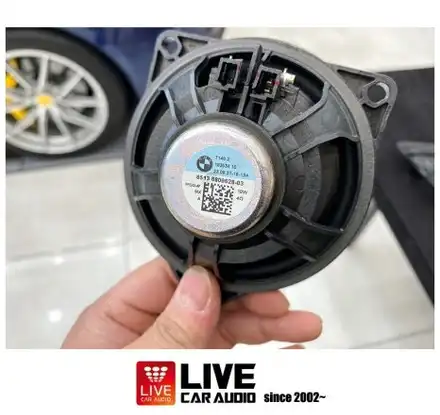 AVI BM100 MK2 / AVI BM202 4D 스피커와 무스웨이 D8 DSP 앰프 시공으로 밸런스 있는 사운드와 출력까지 높아진 [ BMW X5 ] / 창원시 봉암동 시공 사진