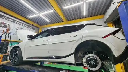 기아 EV6 GT 브레이크튜닝 프론트 네오테크6P & 리어확장킷 장착 / 고양, 일산, 김포, 파주 시공 사진