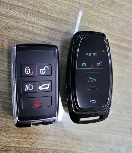 재규어 이페이스 E-PACE 디스플레이키 이식 / 서울 중랑구 시공 사진