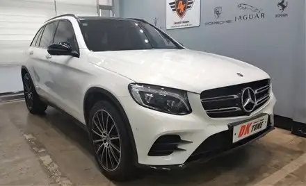 디케이튠 - 벤츠 GLC 250D 프리미엄 유리막코팅시공 / 서울 중랑구 시공 사진