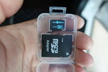진주 블랙박스 장착 아우디A4 뷰게라900V2 풀HD / 진주시 상대동 시공 사진