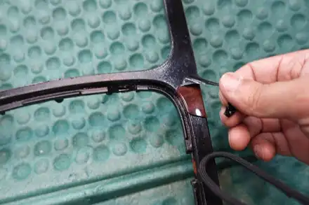실내튜닝 기분전환 제네시스BH 3M1080 유광블랙 실내렙핑 시공 에쿠스기어봉 장착도 솔라가드프리미엄 진주점으로~ / 진주시 상대동 시공 사진