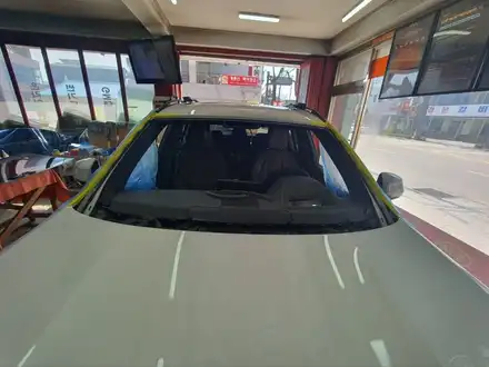 강릉 BMW X3 전면유리교환 후 전면썬팅 티나인R100 / 강원 강릉 시공 사진