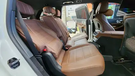 벤츠 GLS 400D GLS580 리클라이닝 시공 벤츠 리클라이닝 / 부산 사상구 삼락동 시공 사진