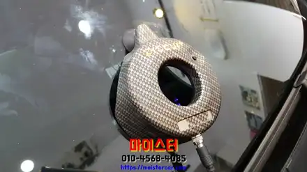 부산유리복원 뉴비틀 부산차유리돌빵 수리하기 / 부산 해운대 시공 사진