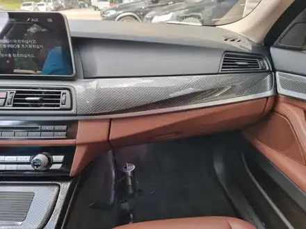 [표범샵]_BMW5시리즈 실내 카본수전사 / BMW / 5시리즈 / 동탄,오산,수원 시공 사진