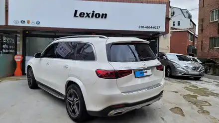 벤츠GLS400d 차량에 고정식 사이드스텝과 마이바흐st 전동 사이드스텝 비교 / 성남,분당,판교 시공 사진