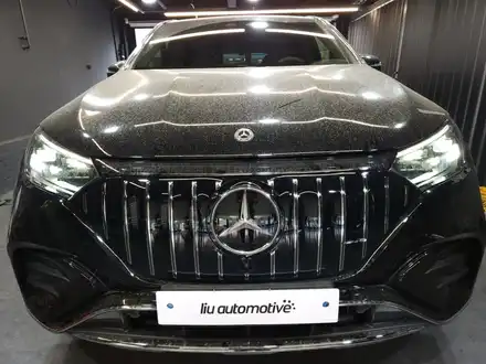 벤츠 EQE SUV 순정부품 AMG 그릴 교체 시공 사진