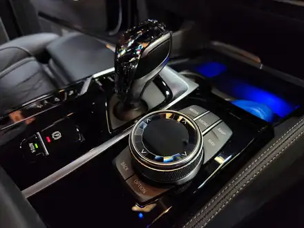 BMW 6GT 크리스탈 기어봉 교체 시공. 시공 사진