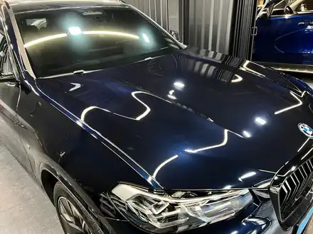 BMW iX3 본넷 PPF + 크롬죽이기 블랙팩 작업. 시공 사진