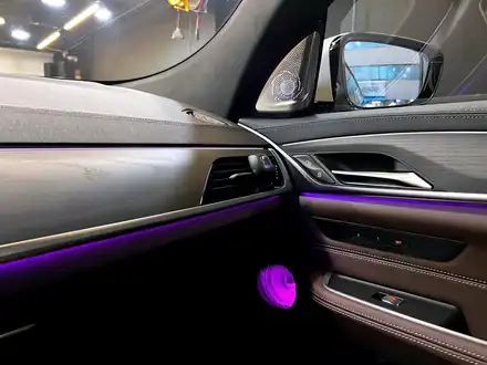 BMW 6GT LCI BW 엠비언트 연동 스피커 세트. BMW 실내 엠비언트 스피커. 시공 사진