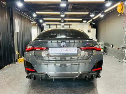 BMW i4 카본 파츠 프론트립 + 디퓨저 + 스포일러 드라이카본. 시공 사진